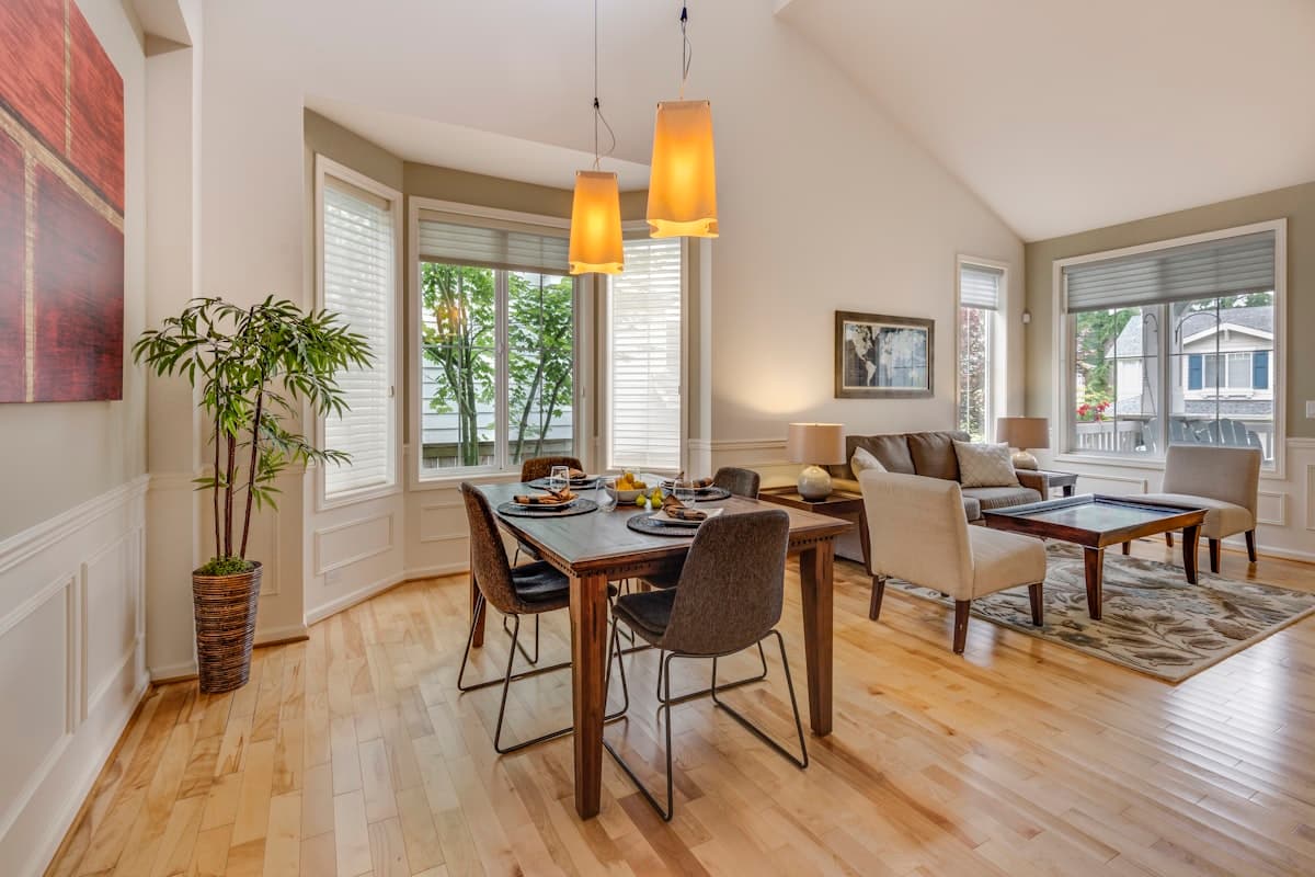Intérieur cosy Airbnb pour location saisonnière